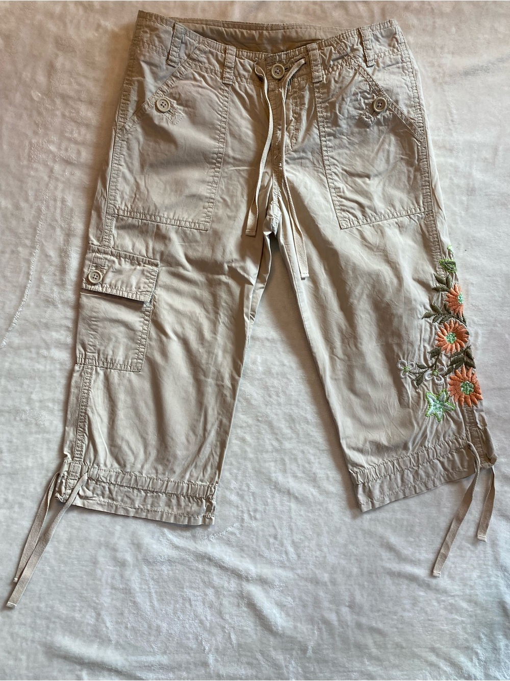 GAP Beige Cargo Capris with Floral Embroidery